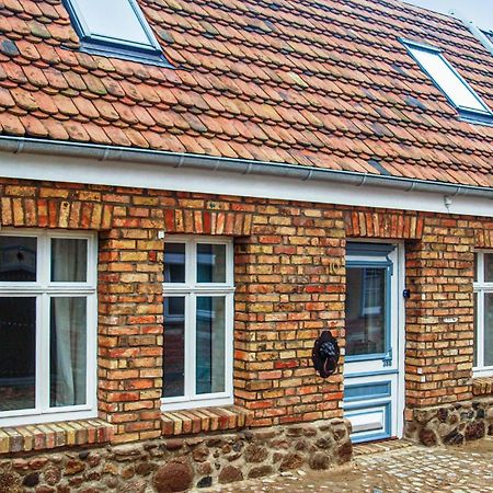 Awesome Home In Buetzow With Wifi Buitenkant foto